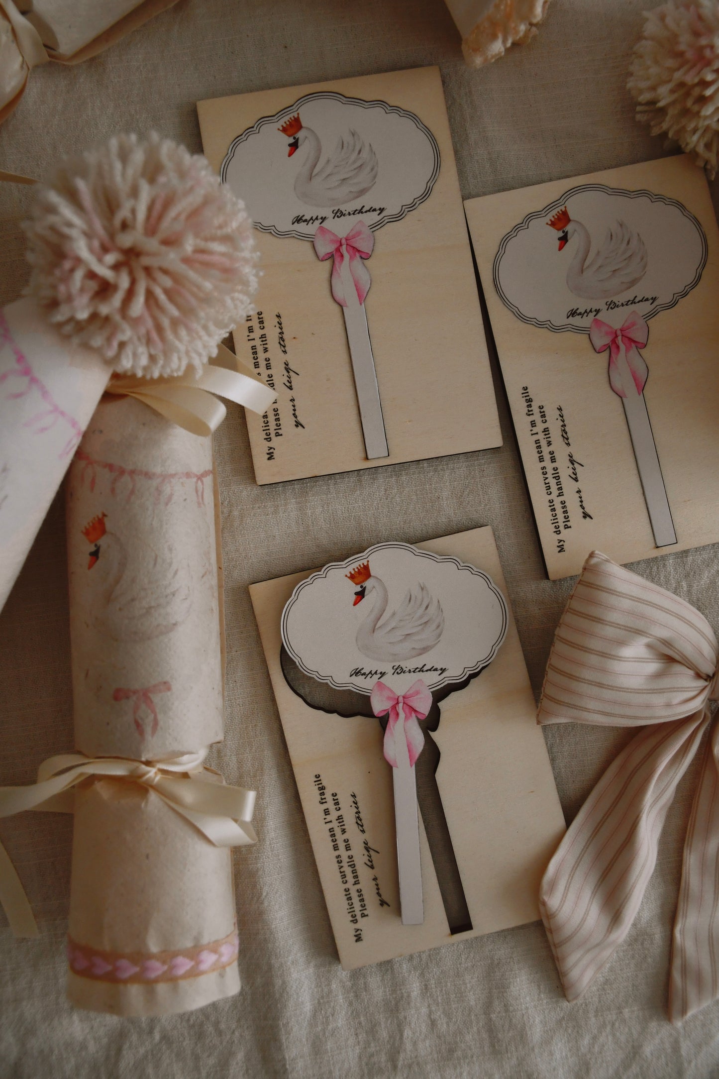Swan Cake toppers