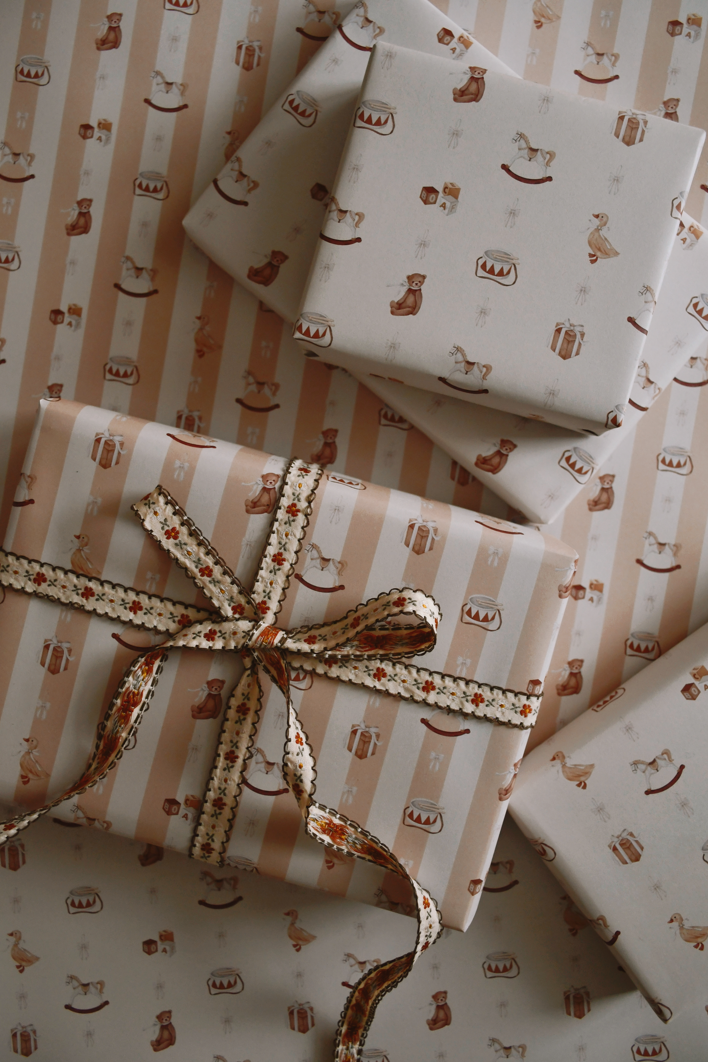 Wrapping paper - Vintage Car