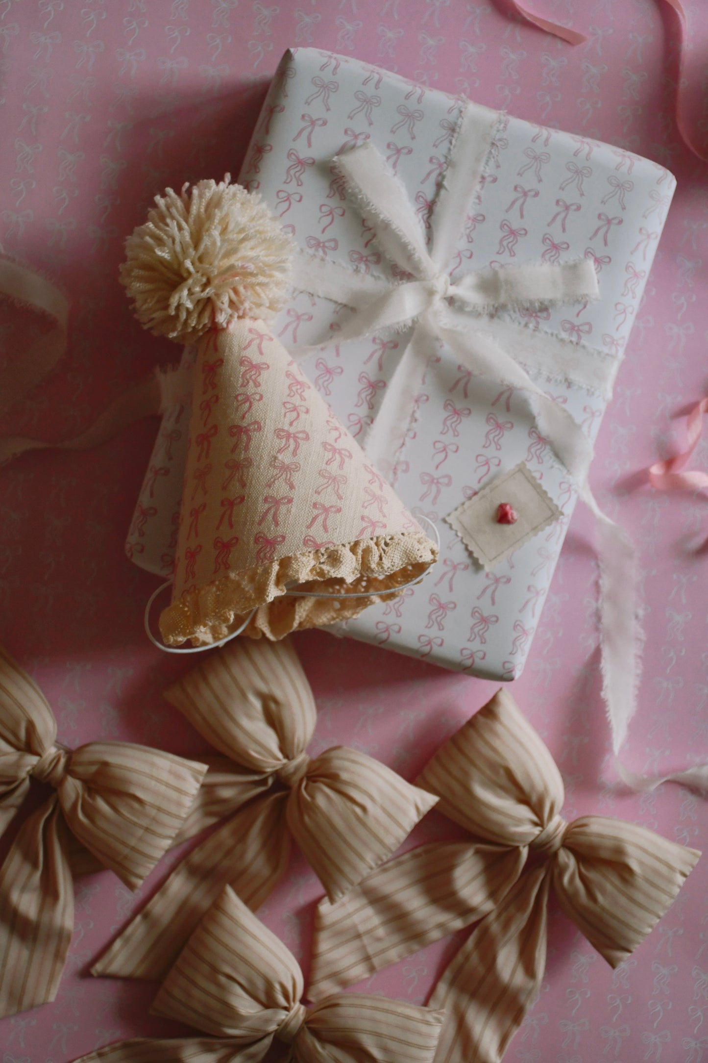 Bows Pattern - Party Hat