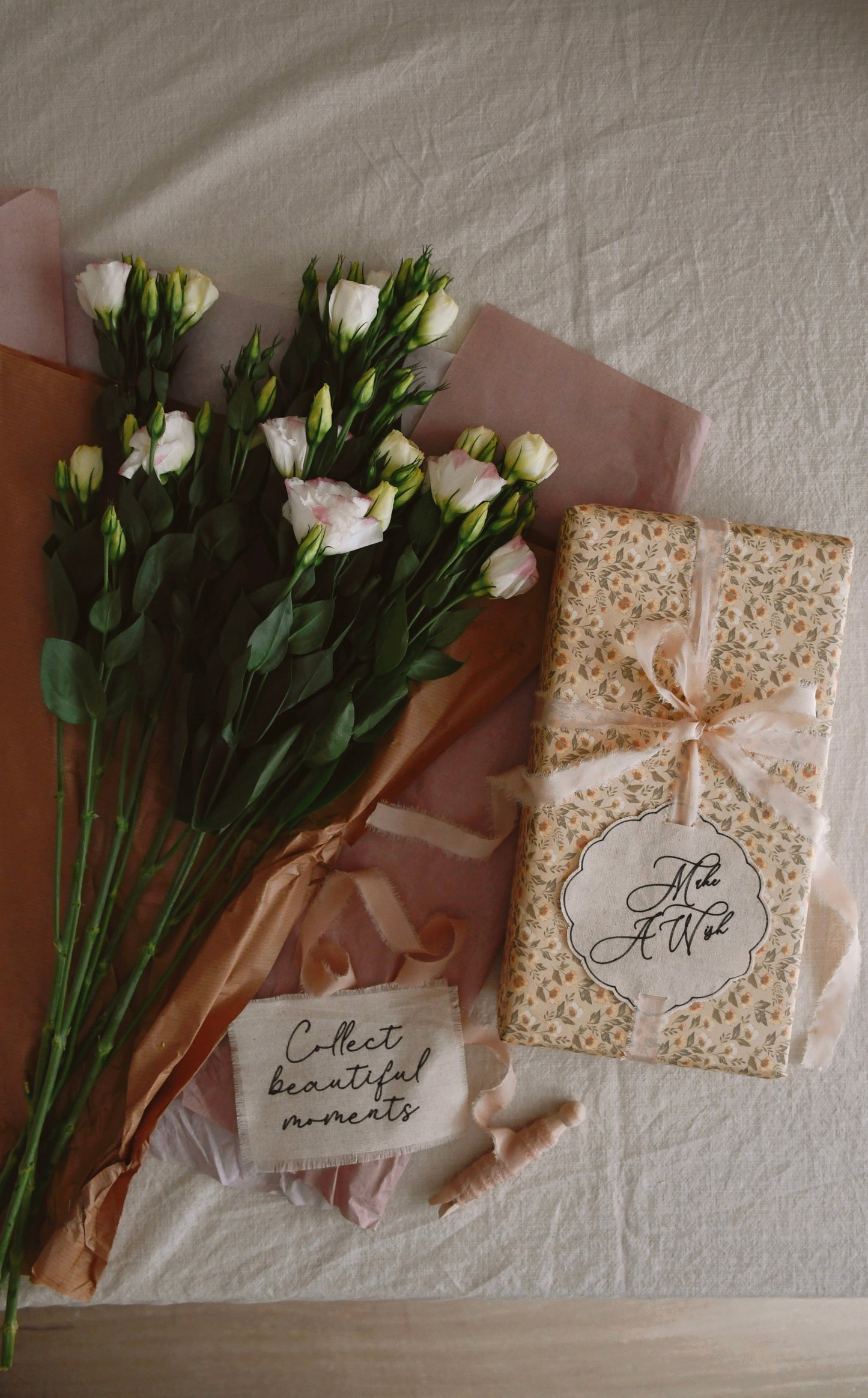 Collect Beautiful Moments - Gift Tag