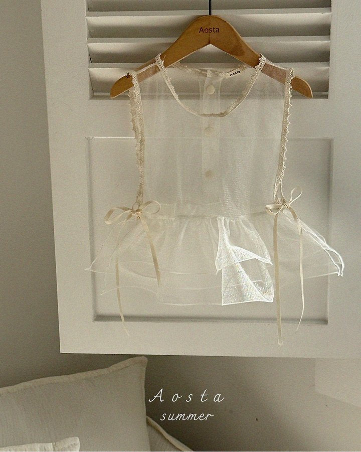 Aosta - Lace Vest