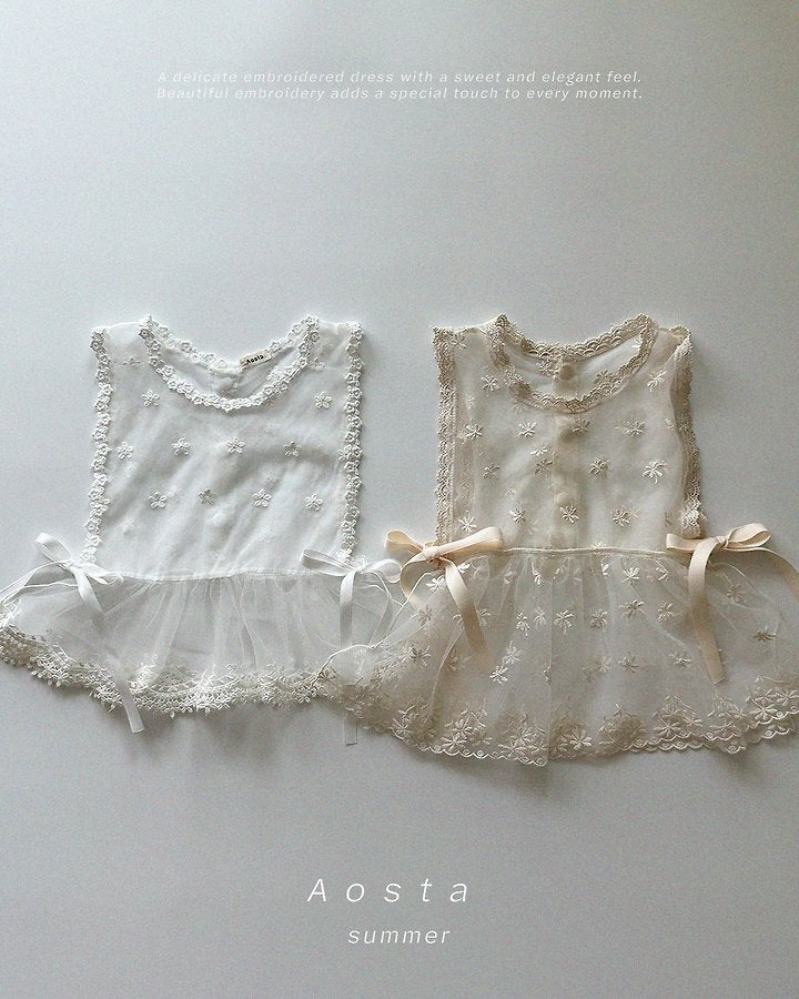 Aosta - Lace Vest