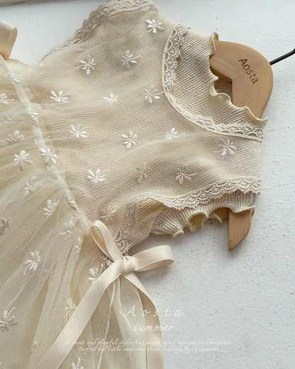 Aosta - Lace Vest