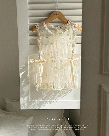 Aosta - Lace Vest